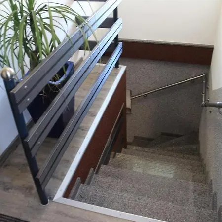 Florion אכסניה ברנבורג