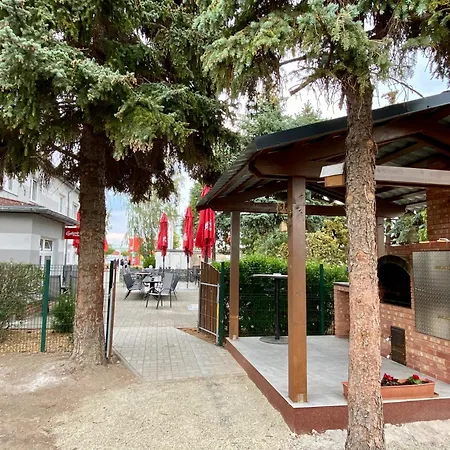 Florion Auberge de jeunesse *